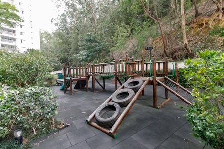 Apartamento para alugar com 96m², 3 quartos e 2 vagasÁrea comum - Playground