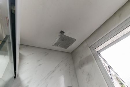 Apartamento para alugar com 96m², 3 quartos e 2 vagasBanheiro da Suíte - chuveiro