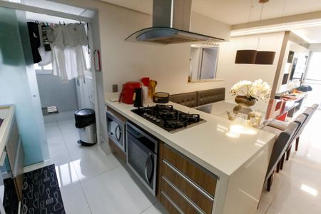 Apartamento para alugar com 96m², 3 quartos e 2 vagasDetalhe da cozinha