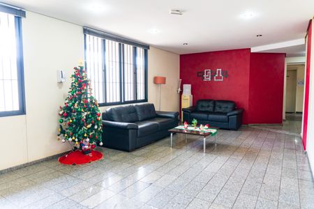 Apartamento à venda com 64m², 2 quartos e 1 vaga Apartamento à venda com 64m², 2 quartos e 1 vagaHall social