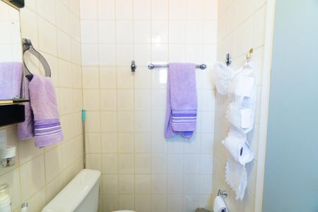 Apartamento à venda com 64m², 2 quartos e 1 vaga Apartamento à venda com 64m², 2 quartos e 1 vagaBanheiro da Suíte