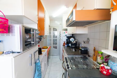 Apartamento à venda com 64m², 2 quartos e 1 vaga Apartamento à venda com 64m², 2 quartos e 1 vagaCozinha e Área de Serviço