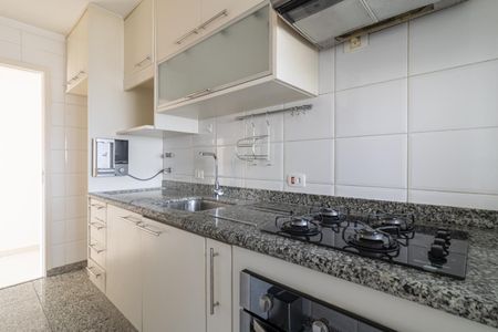 Apartamento à venda com 80m², 2 quartos e 2 vagasCozinha