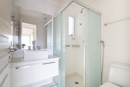 Apartamento à venda com 80m², 2 quartos e 2 vagasBanheiro Corredor