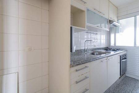 Apartamento à venda com 80m², 2 quartos e 2 vagasCozinha