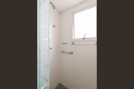 Apartamento à venda com 80m², 2 quartos e 2 vagasBanheiro da Suíte