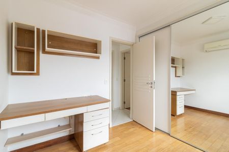 Apartamento à venda com 80m², 2 quartos e 2 vagasQuarto 