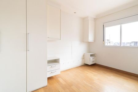 Apartamento à venda com 80m², 2 quartos e 2 vagasSuíte