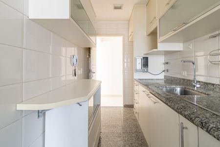Apartamento à venda com 80m², 2 quartos e 2 vagasCozinha