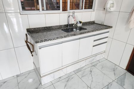 Casa à venda com 165m², 3 quartos e 2 vagasCozinha