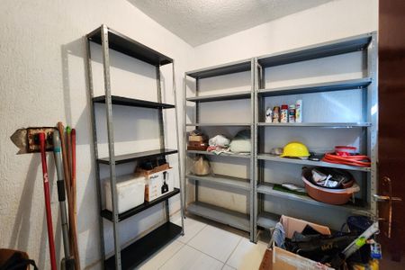 Casa à venda com 165m², 3 quartos e 2 vagasÁrea de Serviço