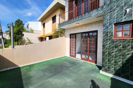 Casa à venda com 165m², 3 quartos e 2 vagasVaranda