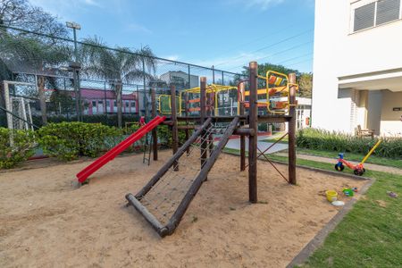 Apartamento à venda com 64m², 2 quartos e 1 vaga Apartamento à venda com 64m², 2 quartos e 1 vagaÁrea comum - Playground