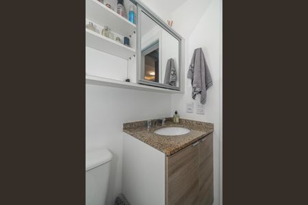 Apartamento à venda com 64m², 2 quartos e 1 vaga Apartamento à venda com 64m², 2 quartos e 1 vagaBanheiro
