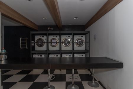 Apartamento à venda com 64m², 2 quartos e 1 vaga Apartamento à venda com 64m², 2 quartos e 1 vagaLavanderia