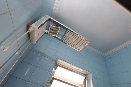 Casa à venda com 112m², 2 quartos e 1 vagaBanheiro 2