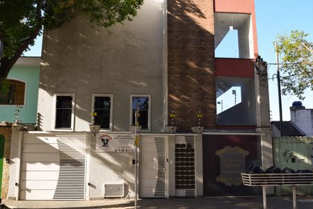 Apartamento para alugar com 62m², 2 quartos e 1 vagaFachada