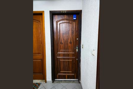 Apartamento para alugar com 68m², 2 quartos e 1 vagaLockbox