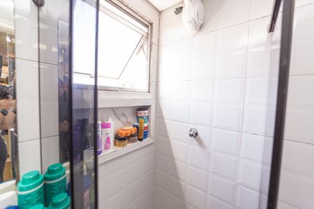 Apartamento à venda com 59m², 3 quartos e 1 vaga Apartamento à venda com 59m², 3 quartos e 1 vagaBanheiro Social