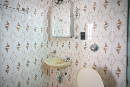 Apartamento para alugar com 134m², 2 quartos e 2 vagas Apartamento para alugar com 134m², 2 quartos e 2 vagasBanheiro social 2