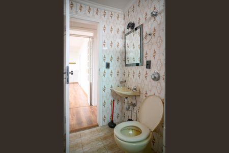 Apartamento para alugar com 134m², 2 quartos e 2 vagas Apartamento para alugar com 134m², 2 quartos e 2 vagasBanheiro social