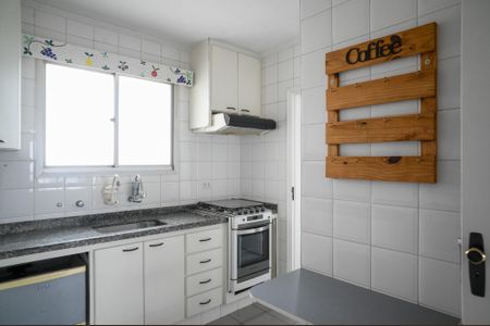 Apartamento para alugar com 134m², 2 quartos e 2 vagas Apartamento para alugar com 134m², 2 quartos e 2 vagasCozinha