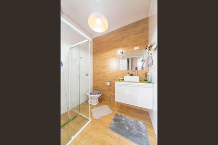 Apartamento à venda com 95m², 3 quartos e 2 vagas Apartamento à venda com 95m², 3 quartos e 2 vagasBanheiro Suíte