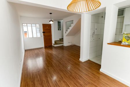 Sala de casa de condomínio à venda com 2 quartos, 74m² em Parque Reboucas, São Paulo