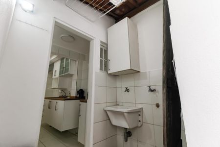 Casa de condomínio à venda com 74m², 2 quartos e 2 vagas Casa de condomínio à venda com 74m², 2 quartos e 2 vagasÁrea de Serviço