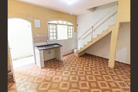 Casa para alugar com 223m², 5 quartos e 4 vagas Casa para alugar com 223m², 5 quartos e 4 vagasCasa 2 - Sala/Cozinha