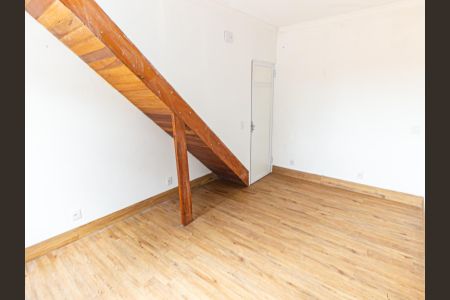 Casa para alugar com 223m², 5 quartos e 4 vagas Casa para alugar com 223m², 5 quartos e 4 vagasQuarto 2