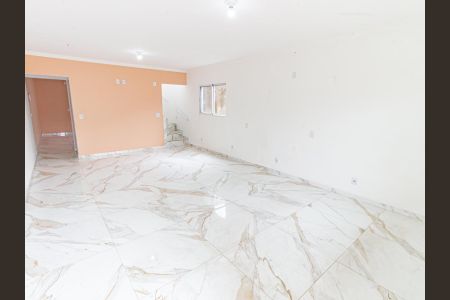 Sala de casa à venda com 5 quartos, 223m² em Vila Invernada, São Paulo