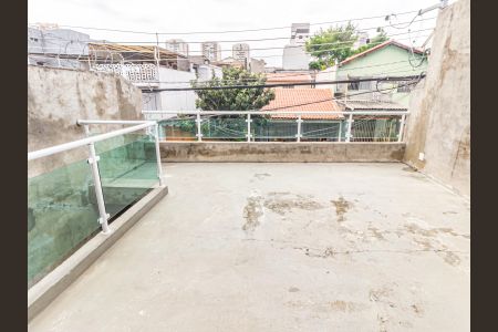 Varanda de casa à venda com 5 quartos, 223m² em Vila Invernada, São Paulo
