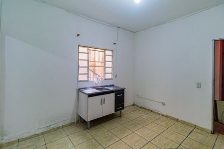 Cozinha de casa para alugar com 1 quarto, 60m² em Jardim Ester Yolanda, São Paulo