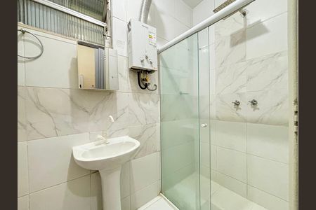 Banheiro de apartamento para alugar com 1 quarto, 28m² em Copacabana, Rio de Janeiro