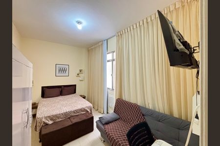 Sala/quarto de apartamento para alugar com 1 quarto, 28m² em Copacabana, Rio de Janeiro