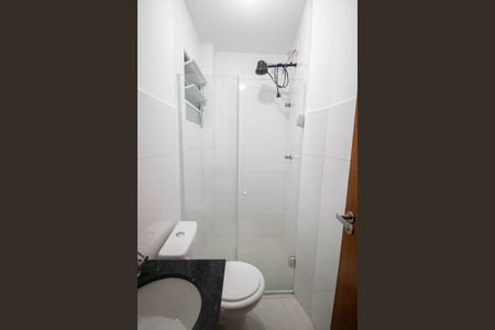 Banheiro social de apartamento para alugar com 1 quarto, 25m² em Vila Barbosa, São Paulo