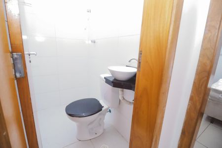 Banheiro de apartamento para alugar com 1 quarto, 25m² em Vila Barbosa, São Paulo
