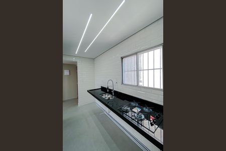 Cozinha de apartamento à venda com 2 quartos, 65m² em Vila Bertioga, São Paulo