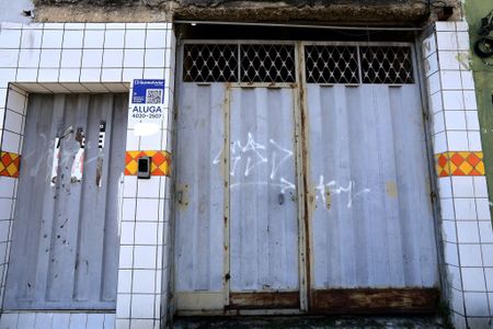 Fachada de casa para alugar com 2 quartos, 45m² em Boa Vista, Belo Horizonte