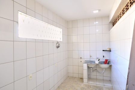 Área de serviço de casa para alugar com 2 quartos, 45m² em Boa Vista, Belo Horizonte