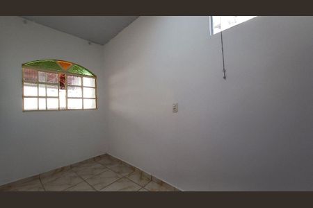 Casa para alugar com 2 quartos, 45m² em Boa Vista, Belo Horizonte