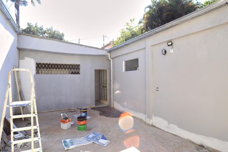 Área externa de casa para alugar com 2 quartos, 45m² em Boa Vista, Belo Horizonte