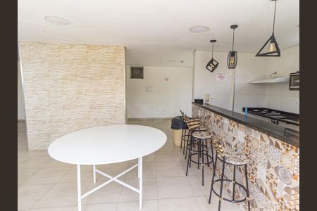 Apartamento para alugar com 49m², 2 quartos e 1 vagaÁrea comum - Salão de festas