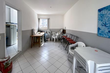 Apartamento à venda com 60m², 1 quarto e sem vagaSalão de Festas