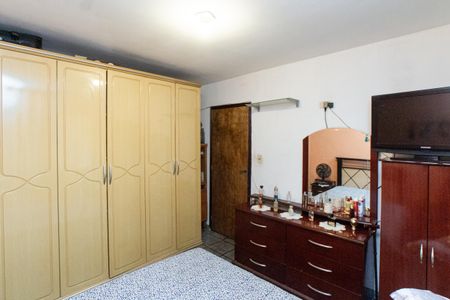 Casa à venda com 192m², 4 quartos e 1 vaga Casa à venda com 192m², 4 quartos e 1 vagaQuarto