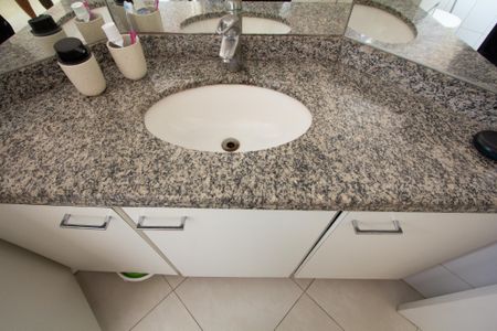 Apartamento para alugar com 47m², 1 quarto e 1 vaga Apartamento para alugar com 47m², 1 quarto e 1 vagaBanheiro