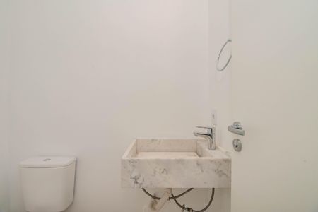 Lavabo de apartamento à venda com 1 quarto, 66m² em Petrópolis, Porto Alegre
