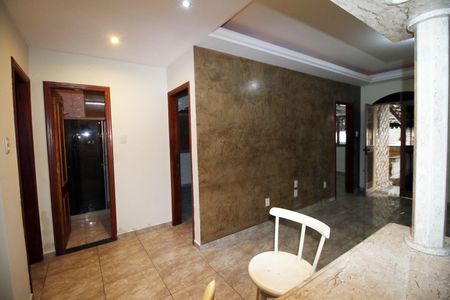 Sala de casa para alugar com 3 quartos, 100m² em Colégio, Rio de Janeiro