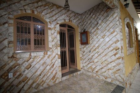 Casa para alugar com 100m², 3 quartos e 3 vagasQuintal 